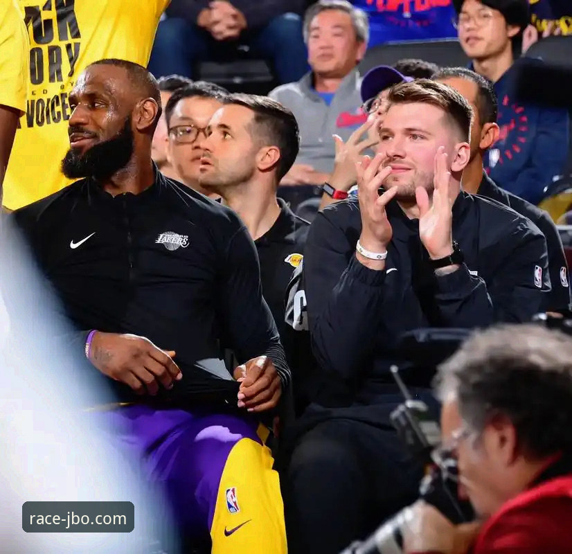 东契奇单核爆发 vs 湖人团队胜利：一场进攻盛宴背后的战术博弈